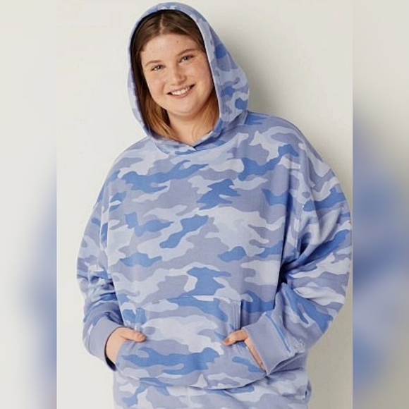 NWT VS PINK Pullover Hoodie - Picture 1 of 5